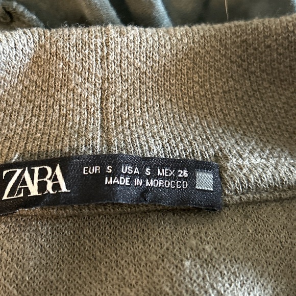 Zara dress in size small - Picture 3 of 4